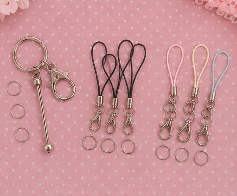 セリア ハンドメイド キーホルダーパーツ